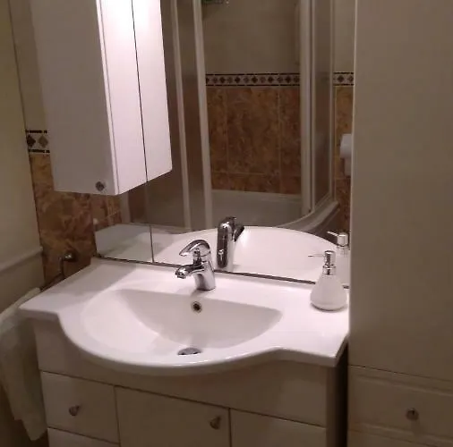 Apartment Tatjana Gostinjska kuća Vis